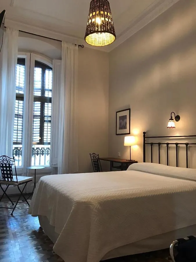 Casa Consell Bailen, Guest House Барселона 0*,  Испания